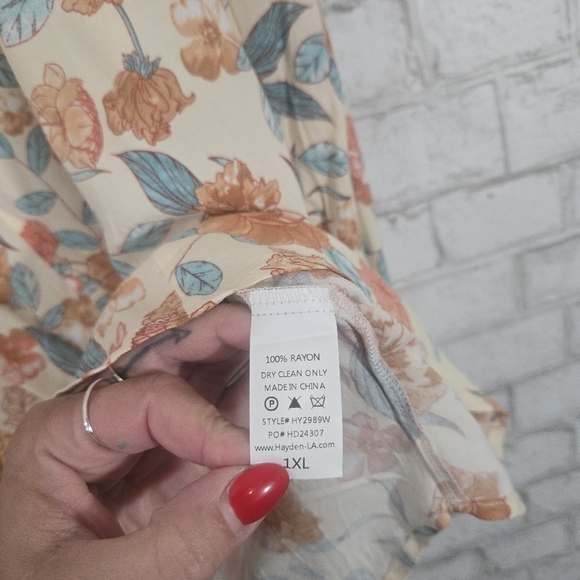 NWT Hayden long sleeve blouse - Picture 9 of 16